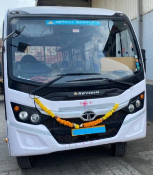 Tata LP 410 image 2